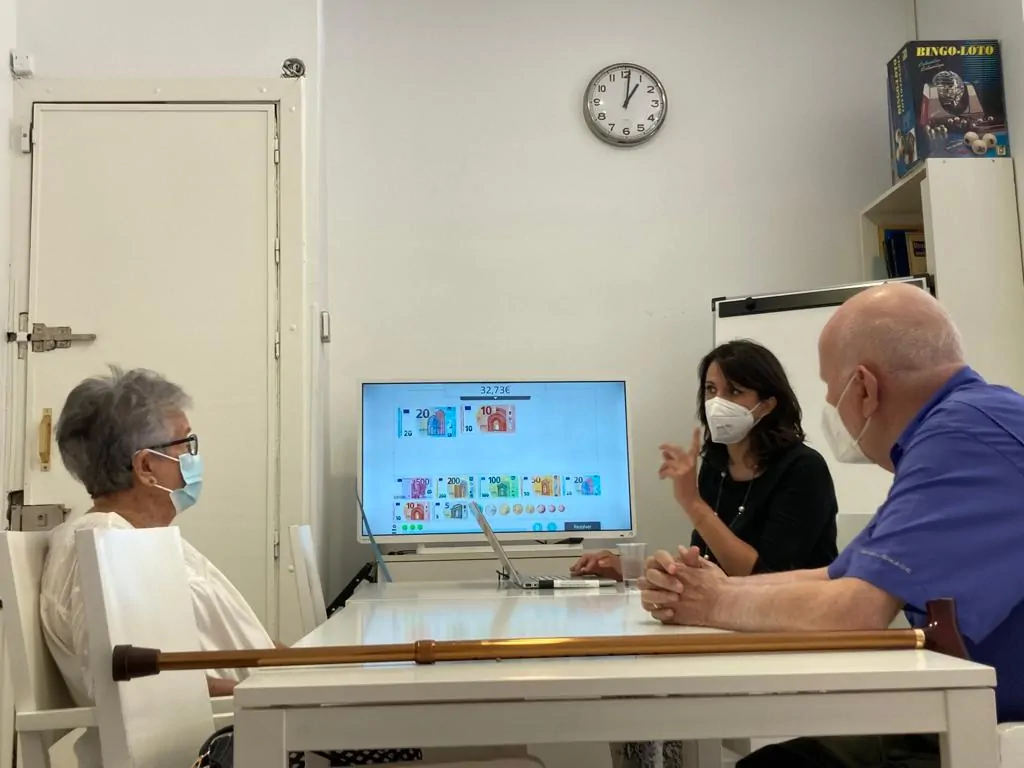 Preventive groups for cognitive decline working with NeuronUP