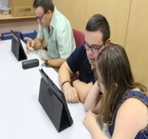 The Down Syndrome Foundation of the Region of Murcia (FUNDOWN) explains in this article the actions and programs of cognitive stimulation and rehabilitation