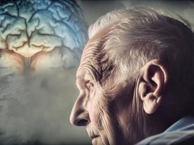 What is frontotemporal dementia and how does it affect? Elderly person with dementia.