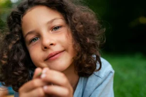 The invisibility of autism in girls, adolescents and women Raquel Hernández Author NeuronUP