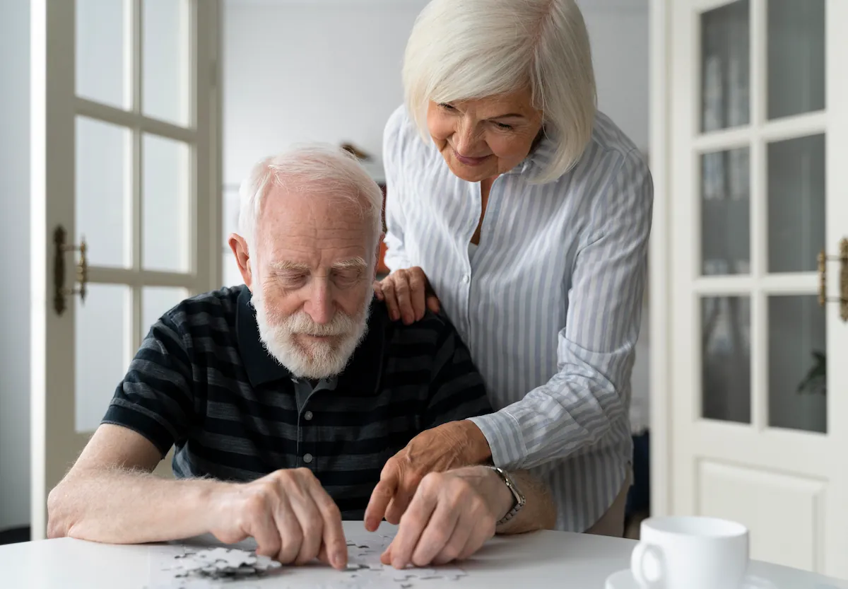 Caregiver communication to the patient with dementia