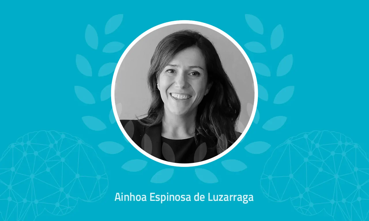 The neuropsychologist Ainhoa Espinosa de Luzarraga delivers a lecture on affectivity and sexuality after an acquirí brain injury at NeuronUP Academy