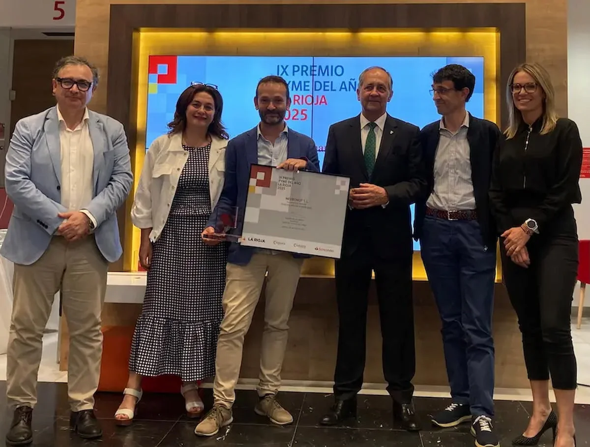 NeuronUP wins the 2025 SME of the Year Award in La Rioja
