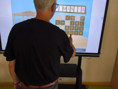 Espartales Sur Residence user using NeuronUP with a screen.