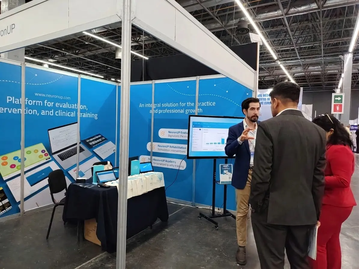 NeuronUP team at Medical Expo Guadalajara 2026 presenting its digital cognitive health ecosystem
